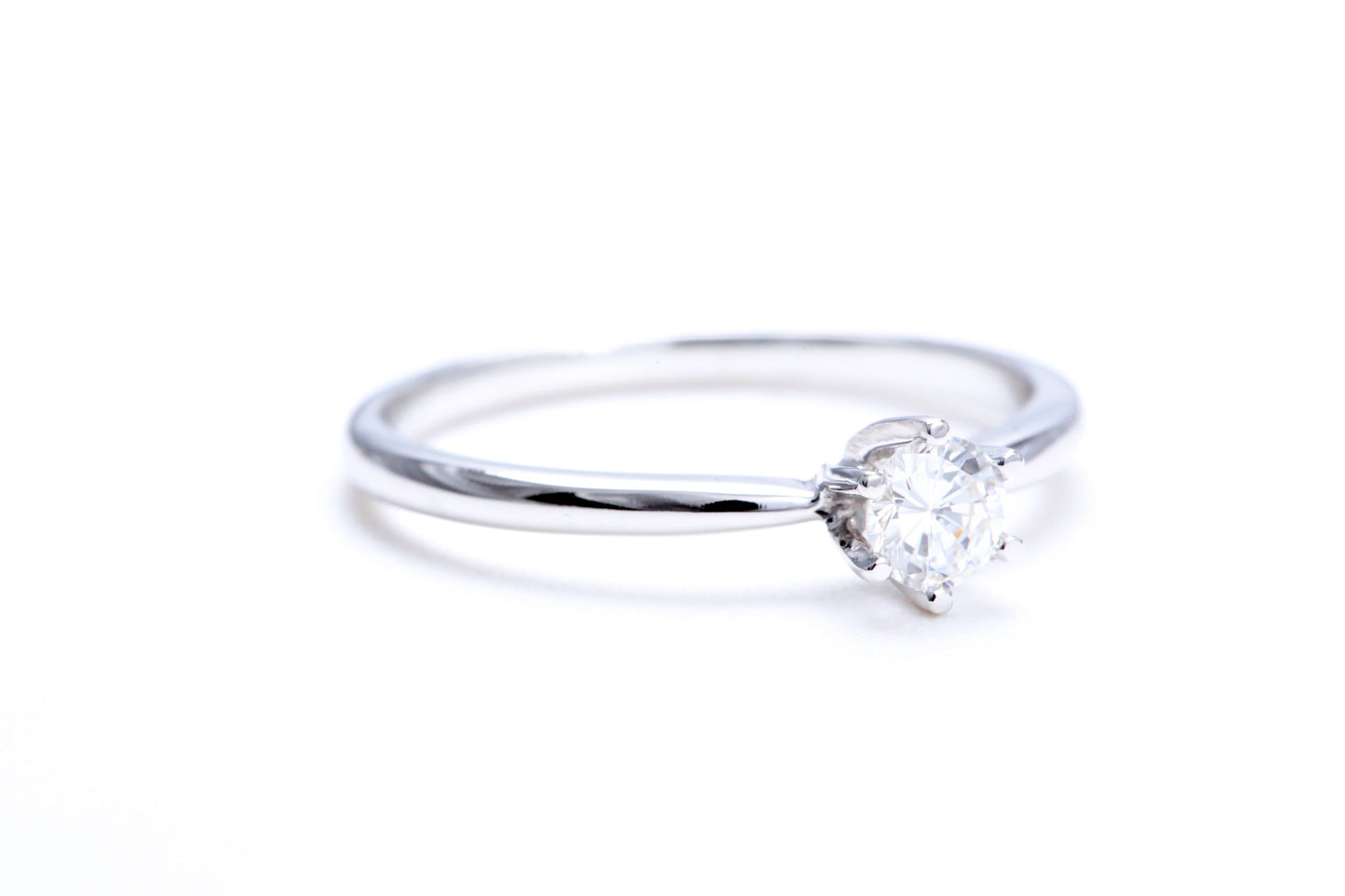 1/4 Carat Solitaire Engagement Ring 18K White Gold