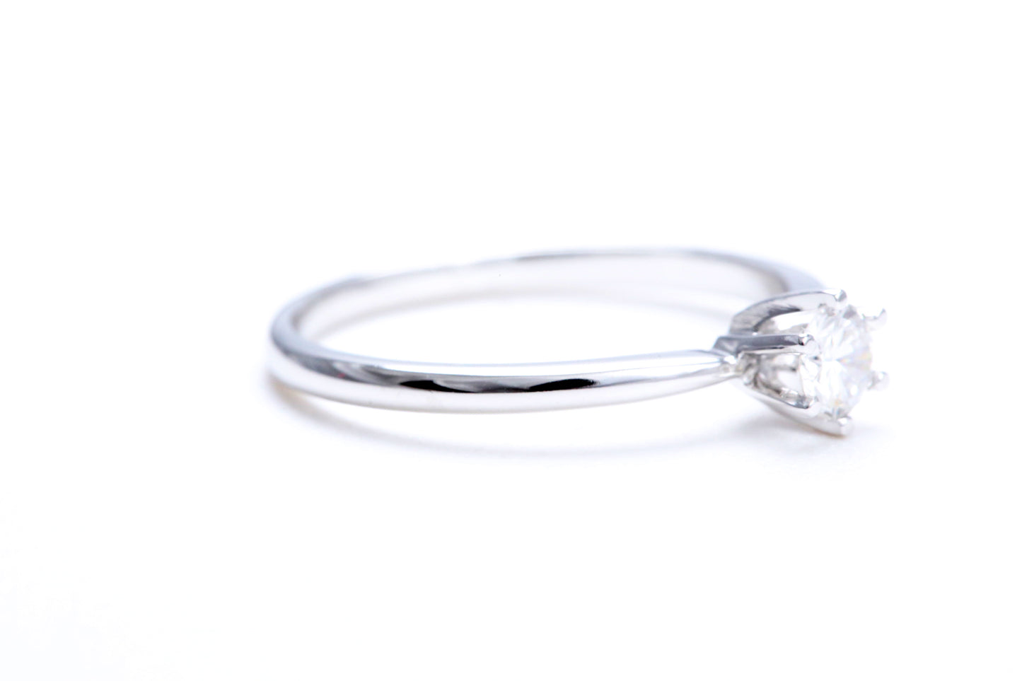 1/4 Carat Solitaire Engagement Ring 18K White Gold