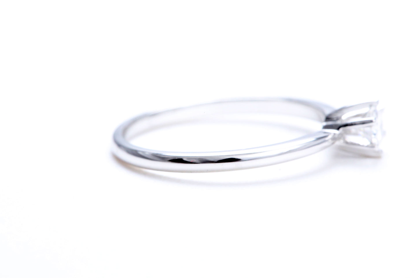 1/4 Carat Solitaire Engagement Ring 18K White Gold