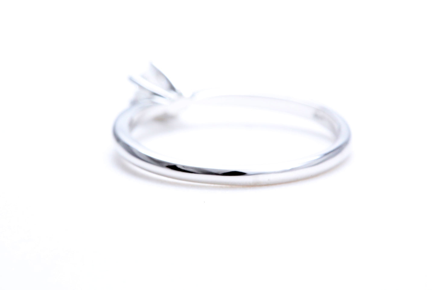 1/4 Carat Solitaire Engagement Ring 18K White Gold