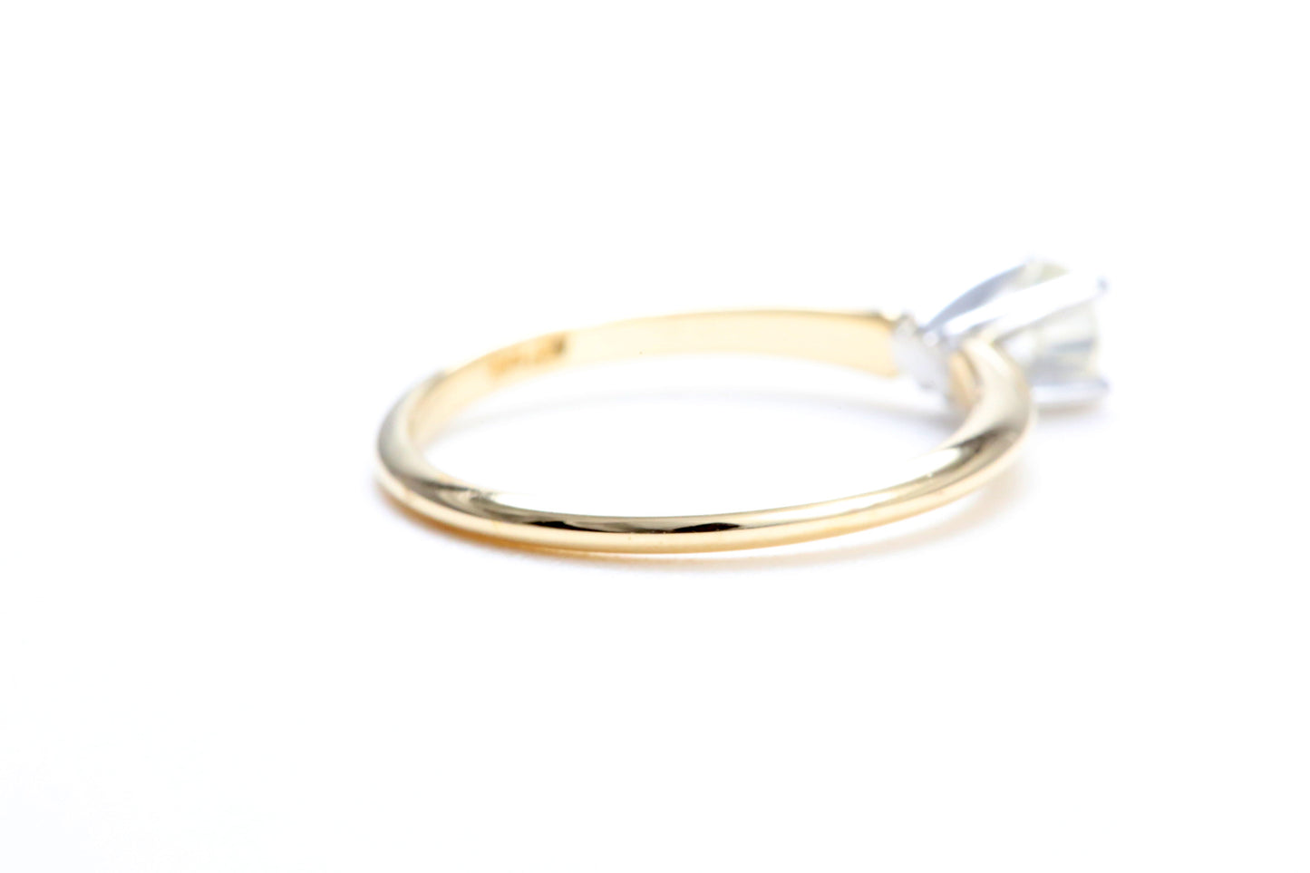 1/4 Carat Solitaire Engagement Ring in 14K Yellow Gold