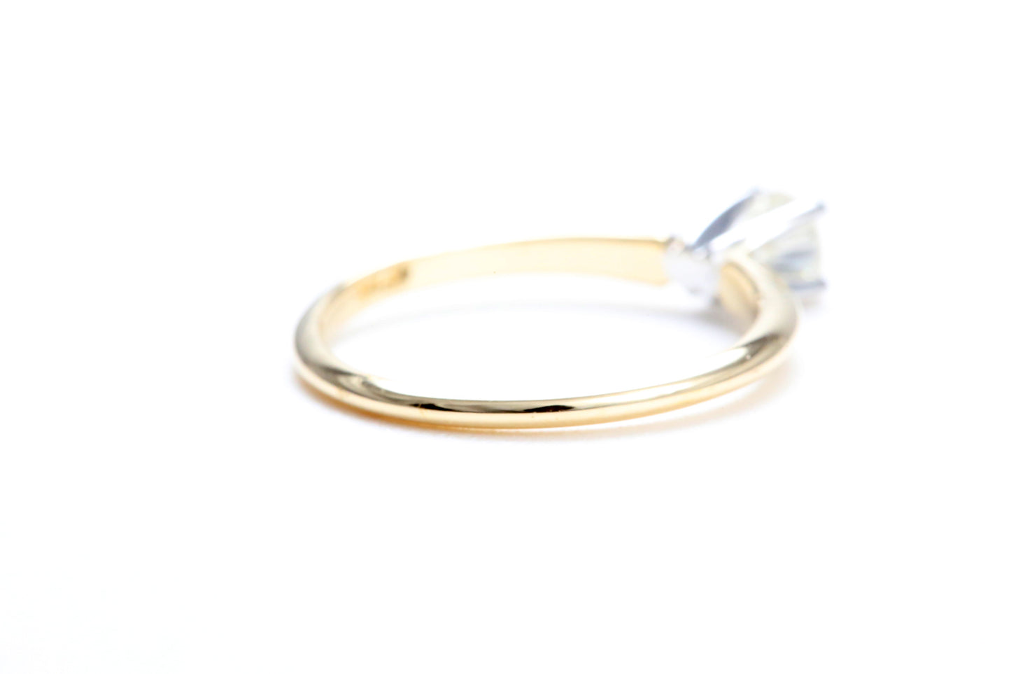 1/4 Carat Solitaire Engagement Ring in 14K Yellow Gold