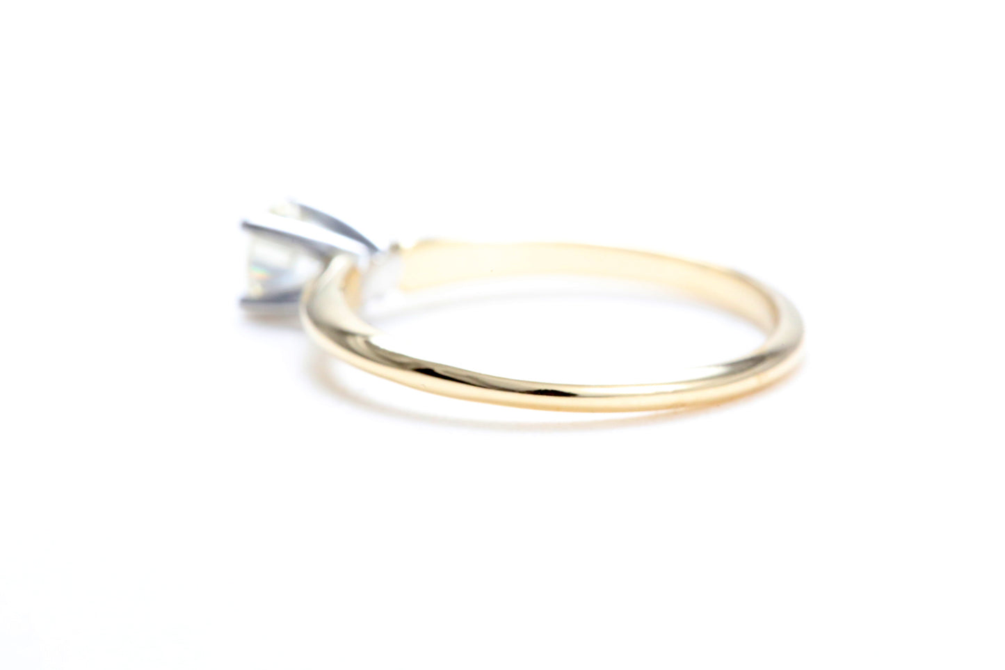 1/4 Carat Solitaire Engagement Ring in 14K Yellow Gold