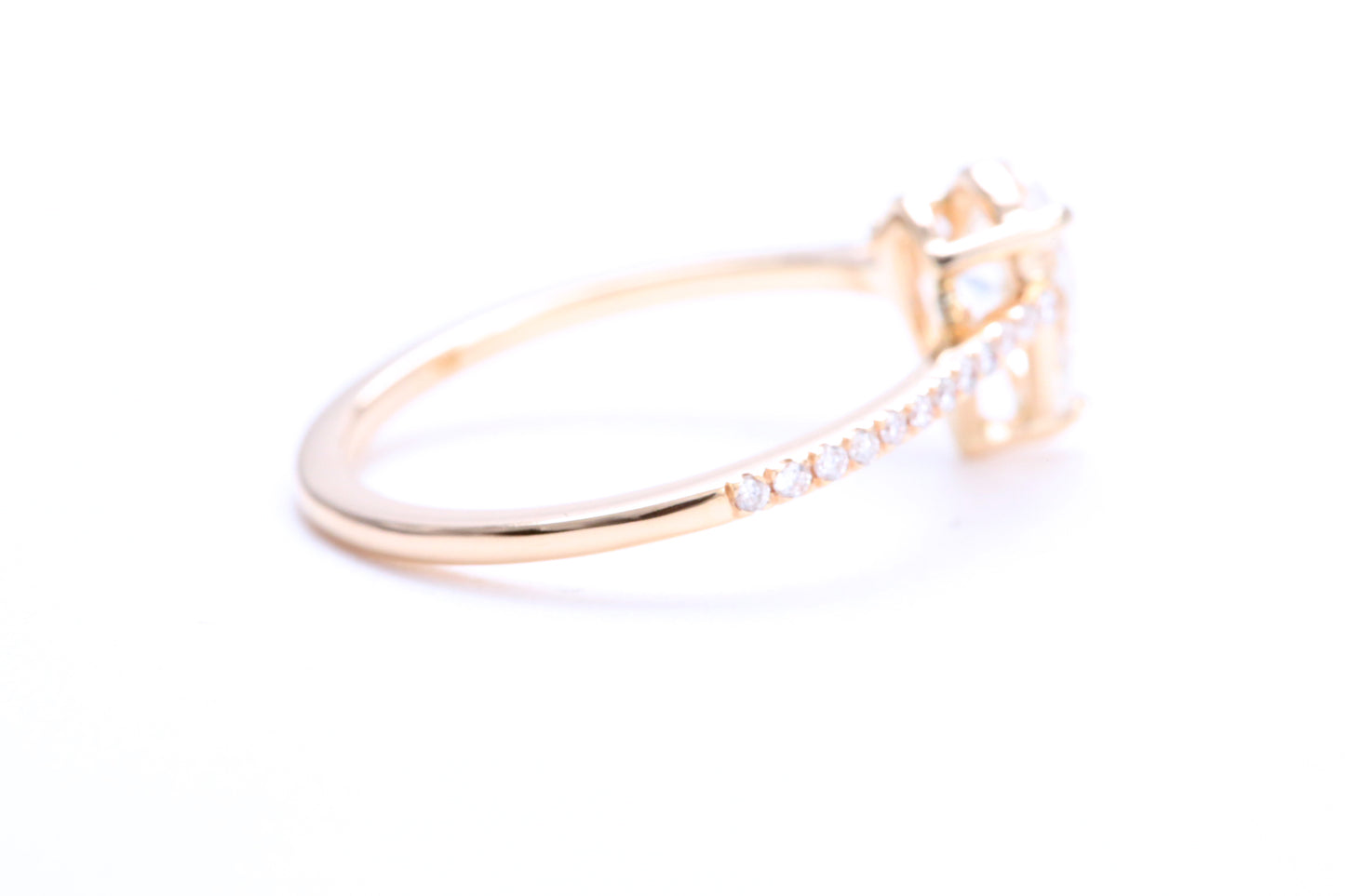 3/4 Carat Pear Shaped Engagement Ring