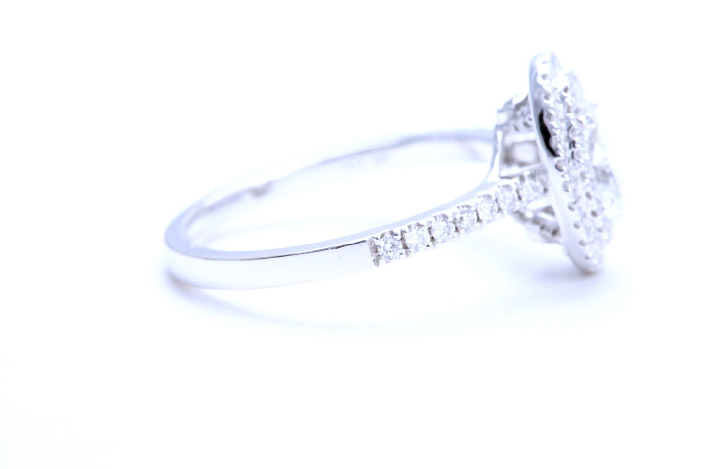 3/4 Carat Oval Shaped Engagement Ring