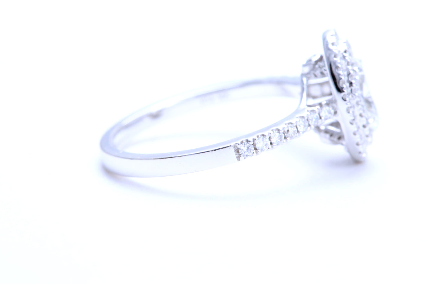 3/4 Carat Oval Shaped Engagement Ring