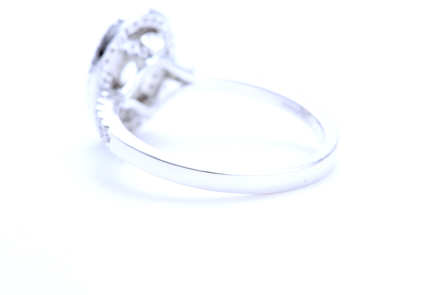 3/4 Carat Oval Shaped Engagement Ring