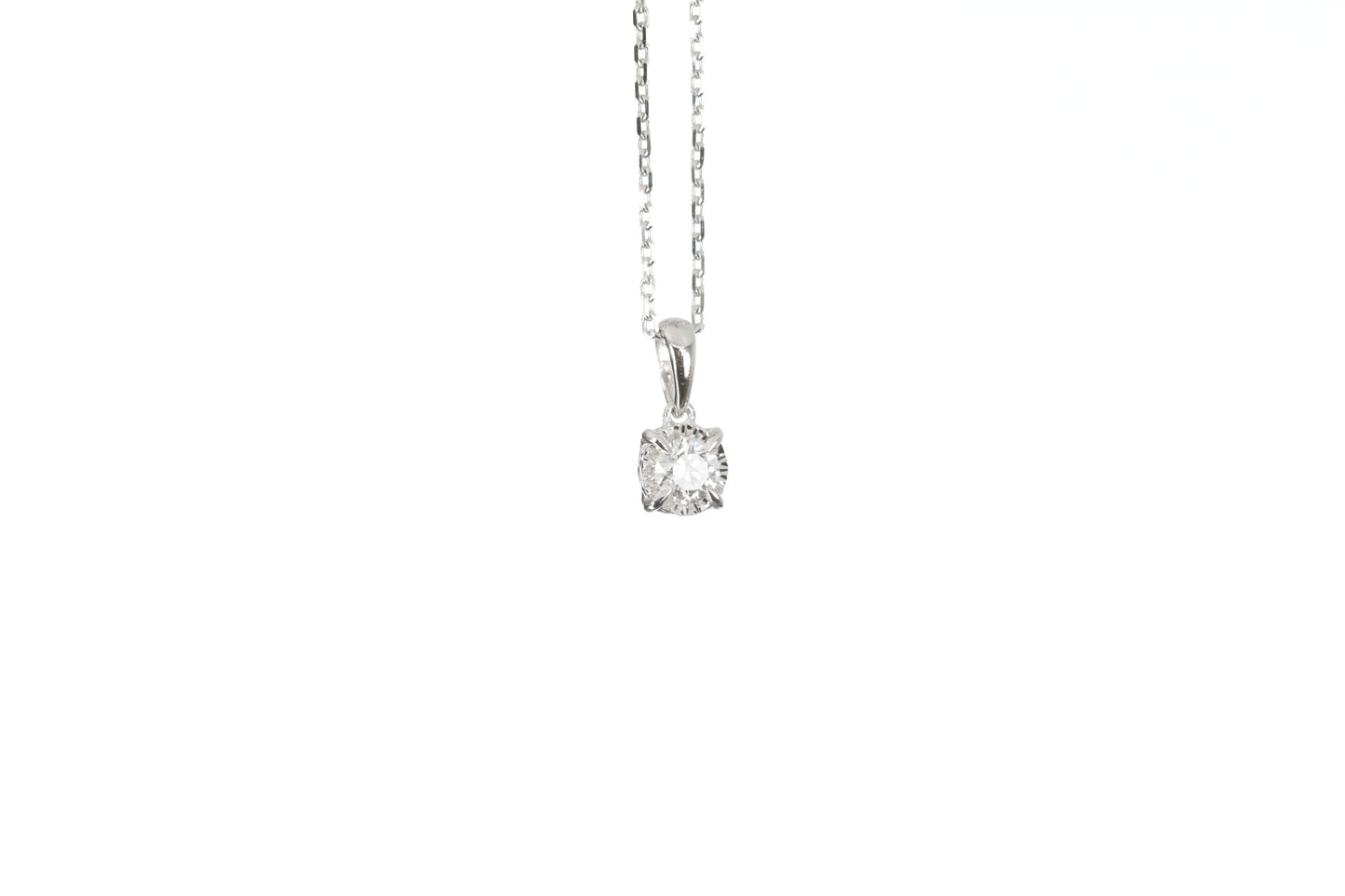 Solitaire Diamond Pendant