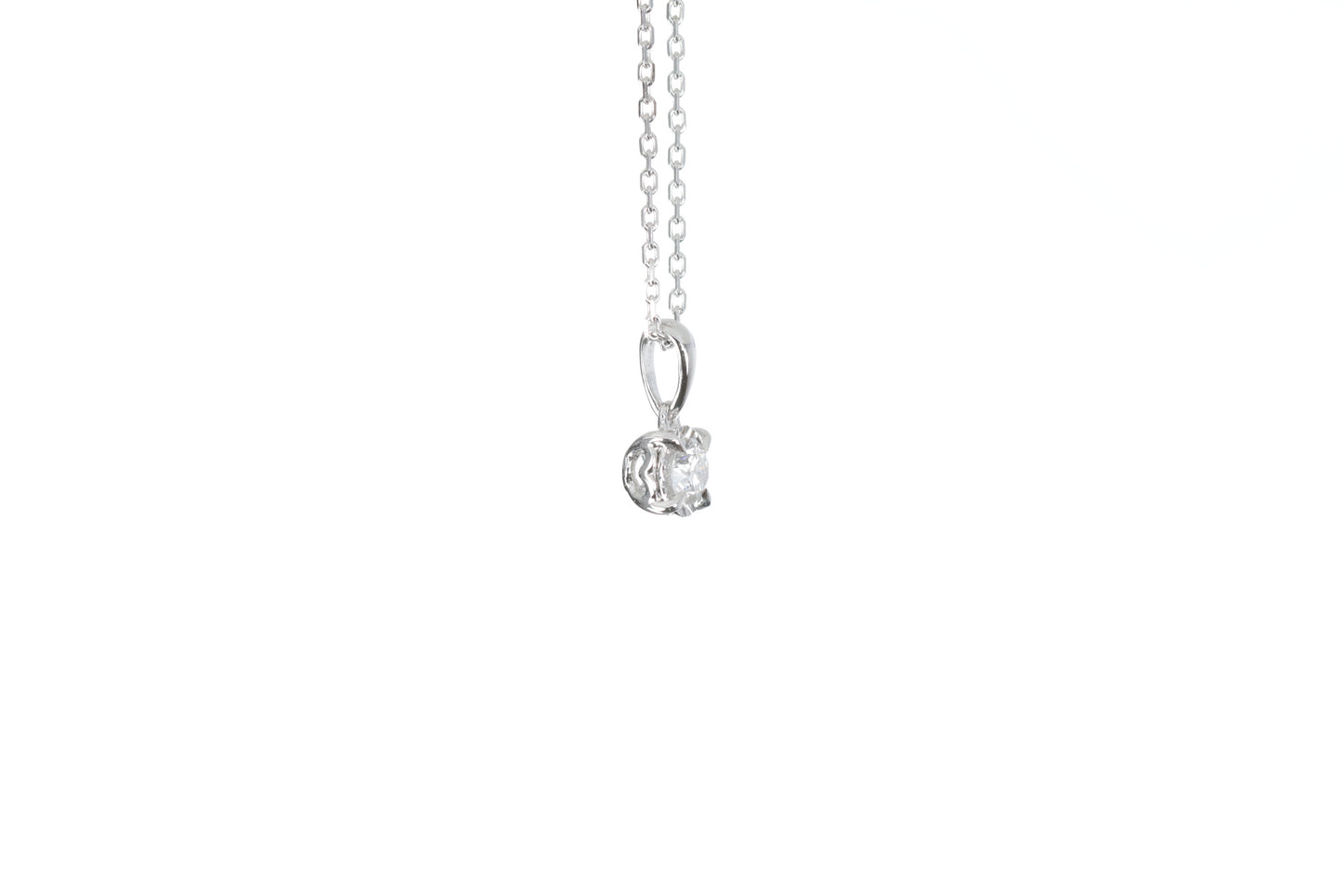 Solitaire Diamond Pendant