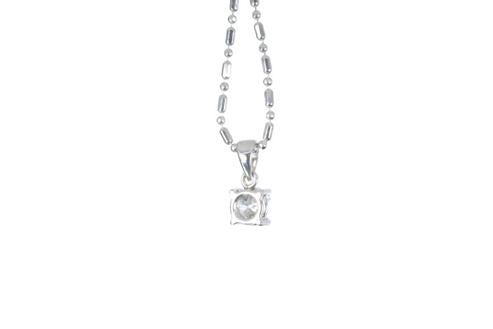 Solitaire Diamond Pendant