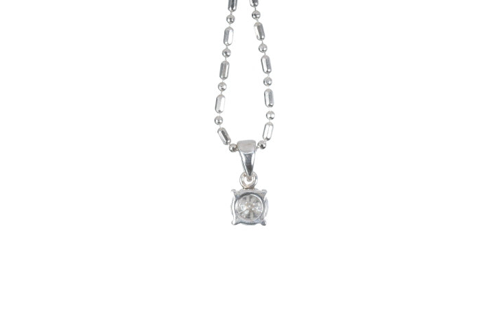 Solitaire Diamond Pendant