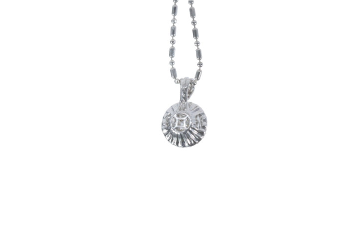 Illusion Diamond Halo Pendant