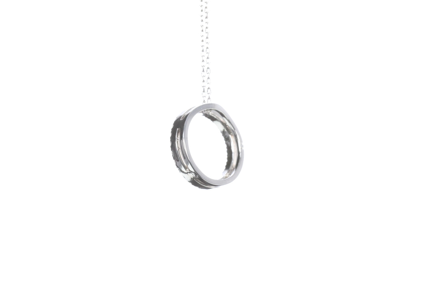 Round Diamond Pendant