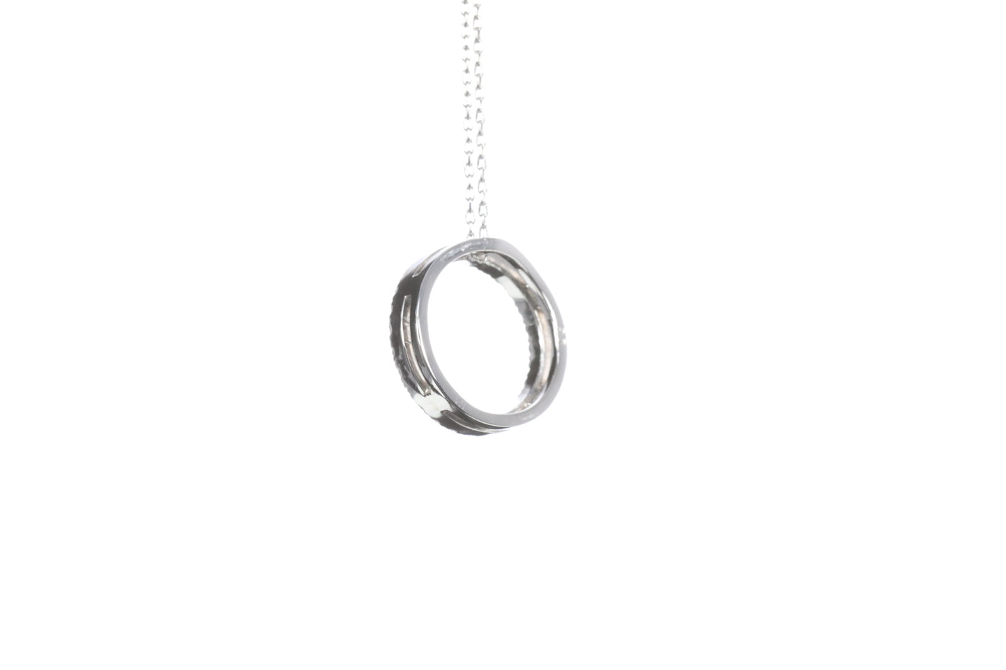 Round Diamond Pendant