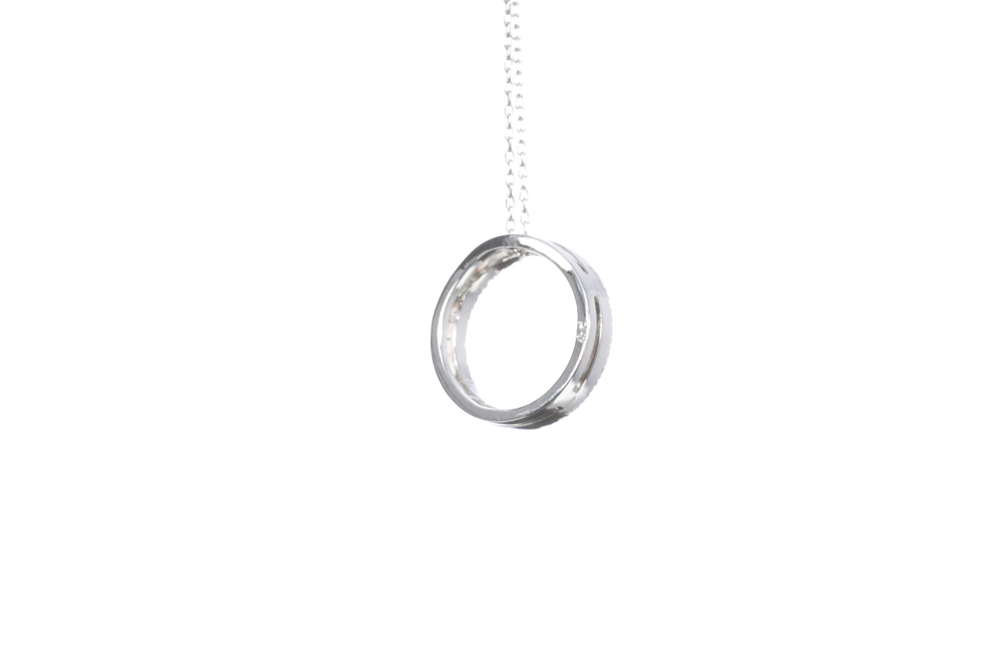 Round Diamond Pendant