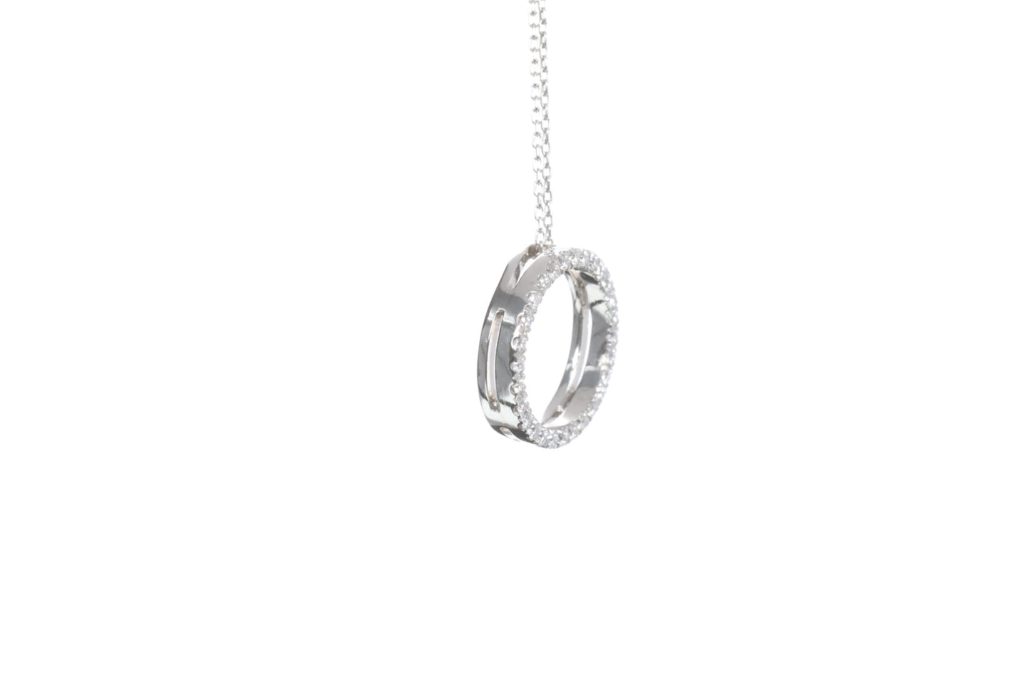 Round Diamond Pendant