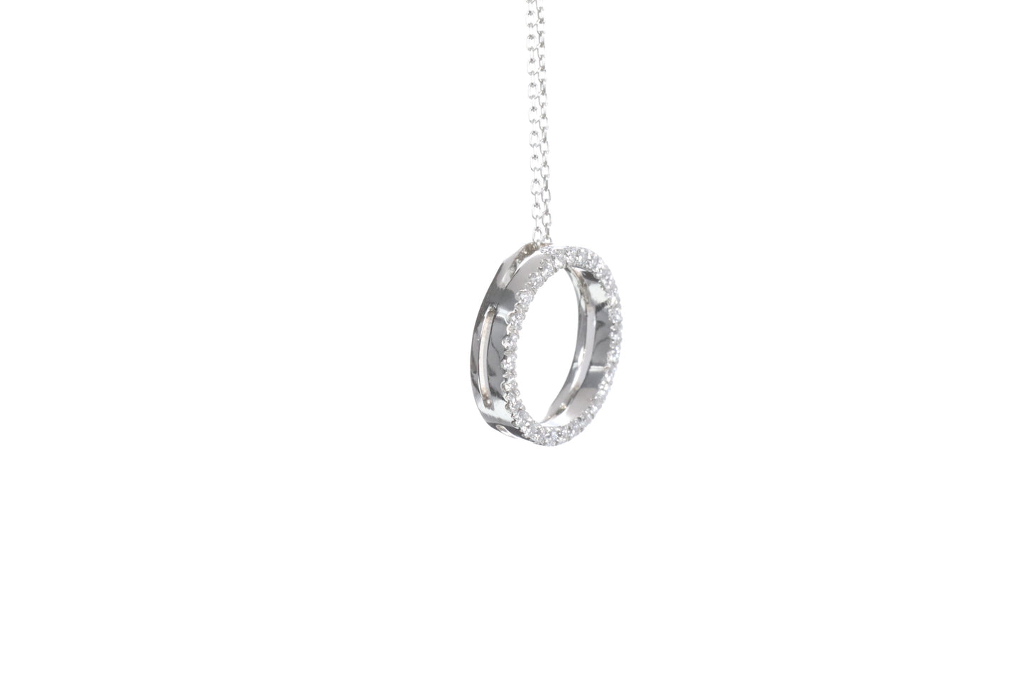 Round Diamond Pendant