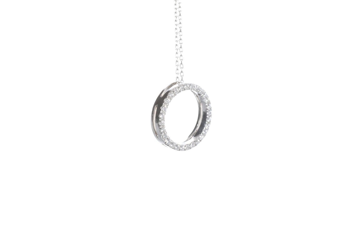 Round Diamond Pendant