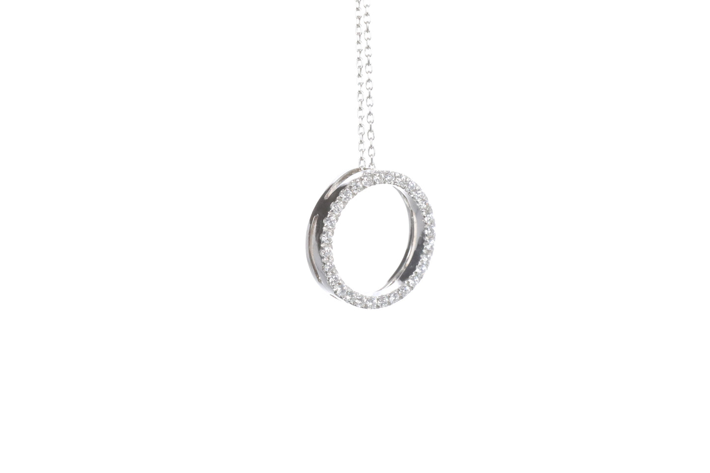 Round Diamond Pendant