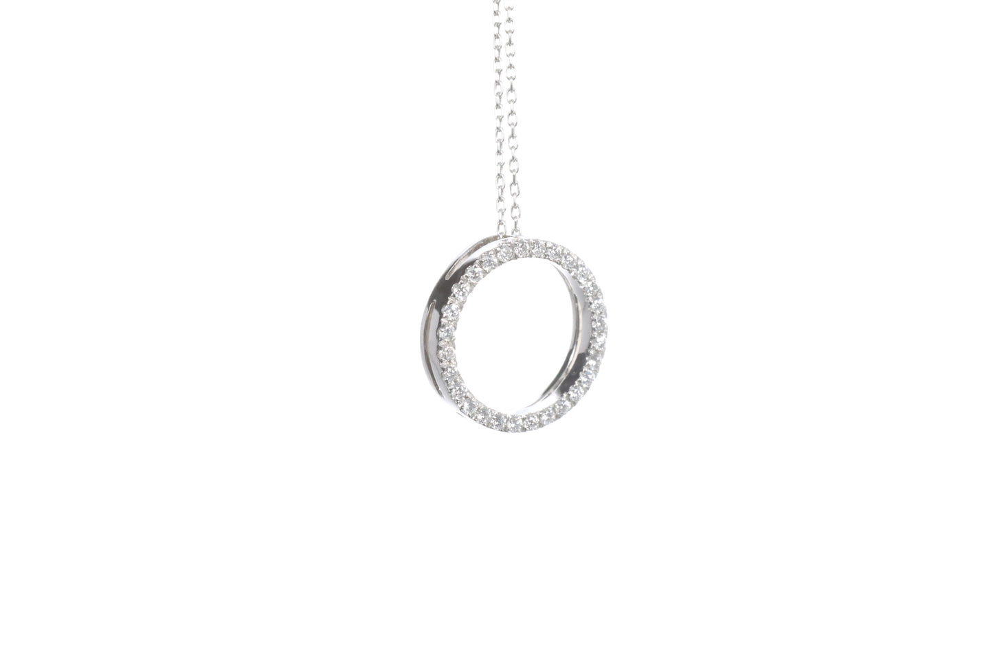 Round Diamond Pendant