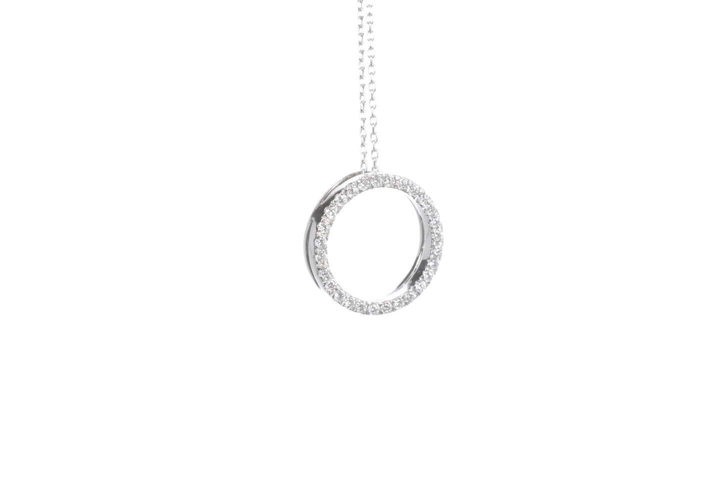 Round Diamond Pendant