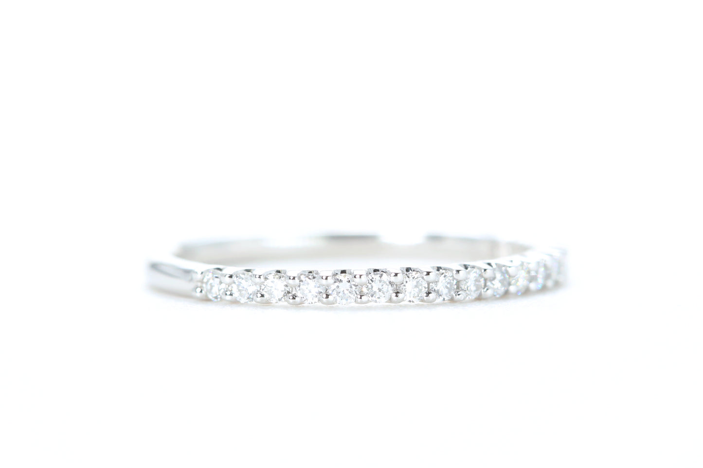 Pavé Diamond Ring 1/4 Carat in Platinum