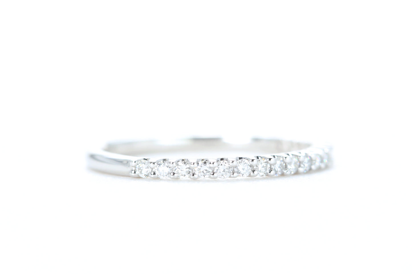 Pavé Diamond Ring 1/4 Carat in Platinum