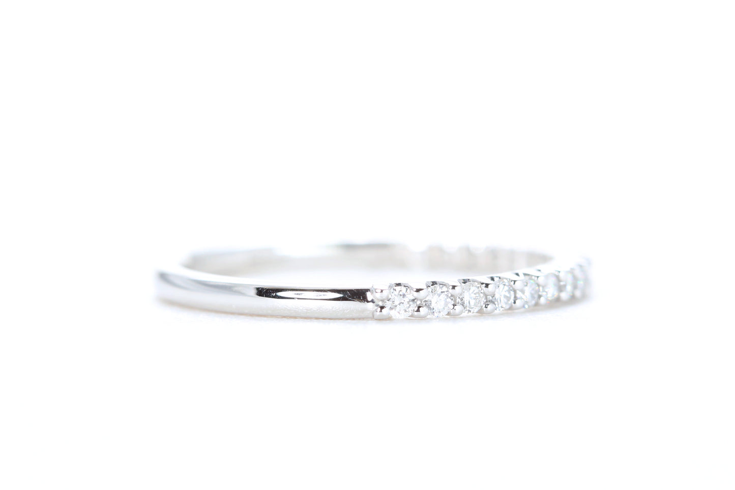 Pavé Diamond Ring 1/4 Carat in Platinum