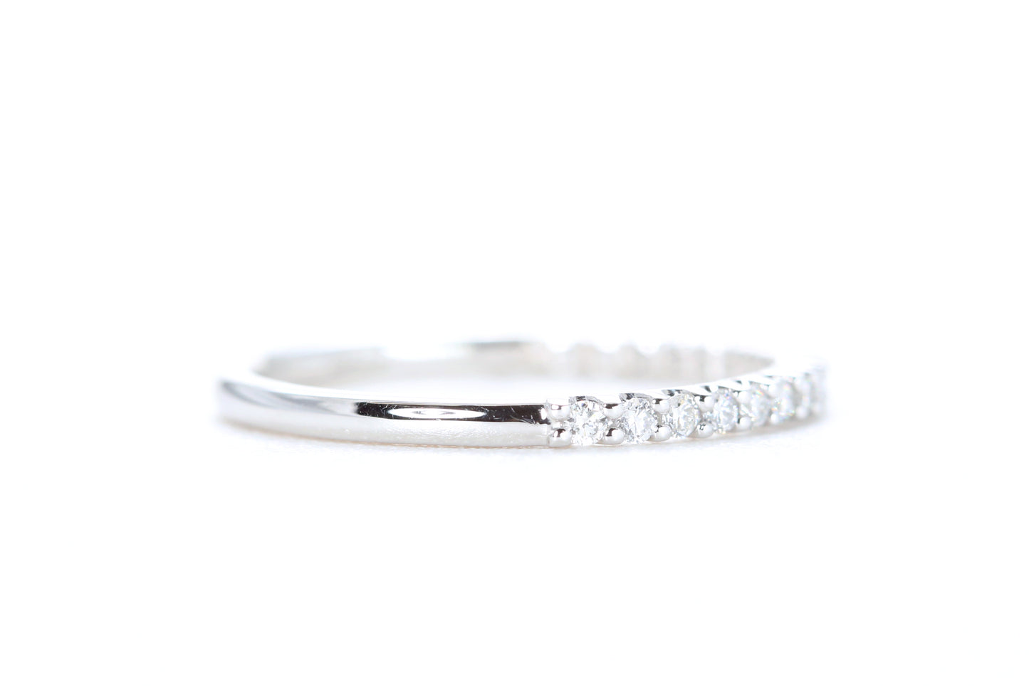 Pavé Diamond Ring 1/4 Carat in Platinum