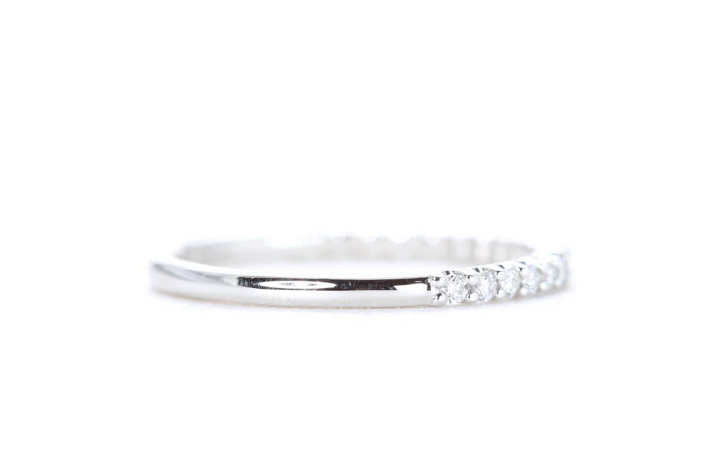 Pavé Diamond Ring 1/4 Carat in Platinum