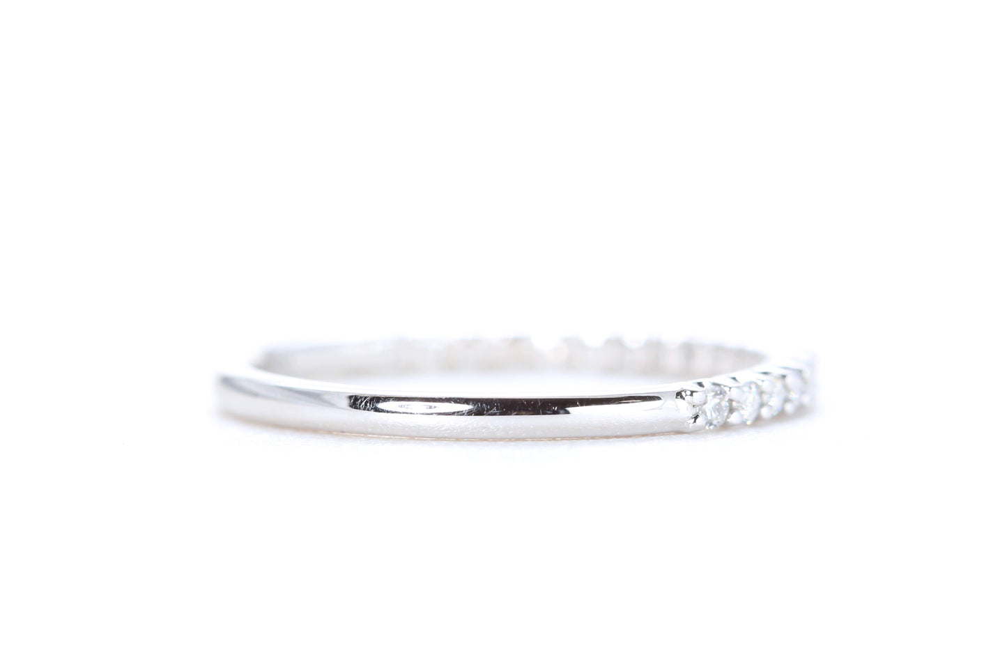 Pavé Diamond Ring 1/4 Carat in Platinum