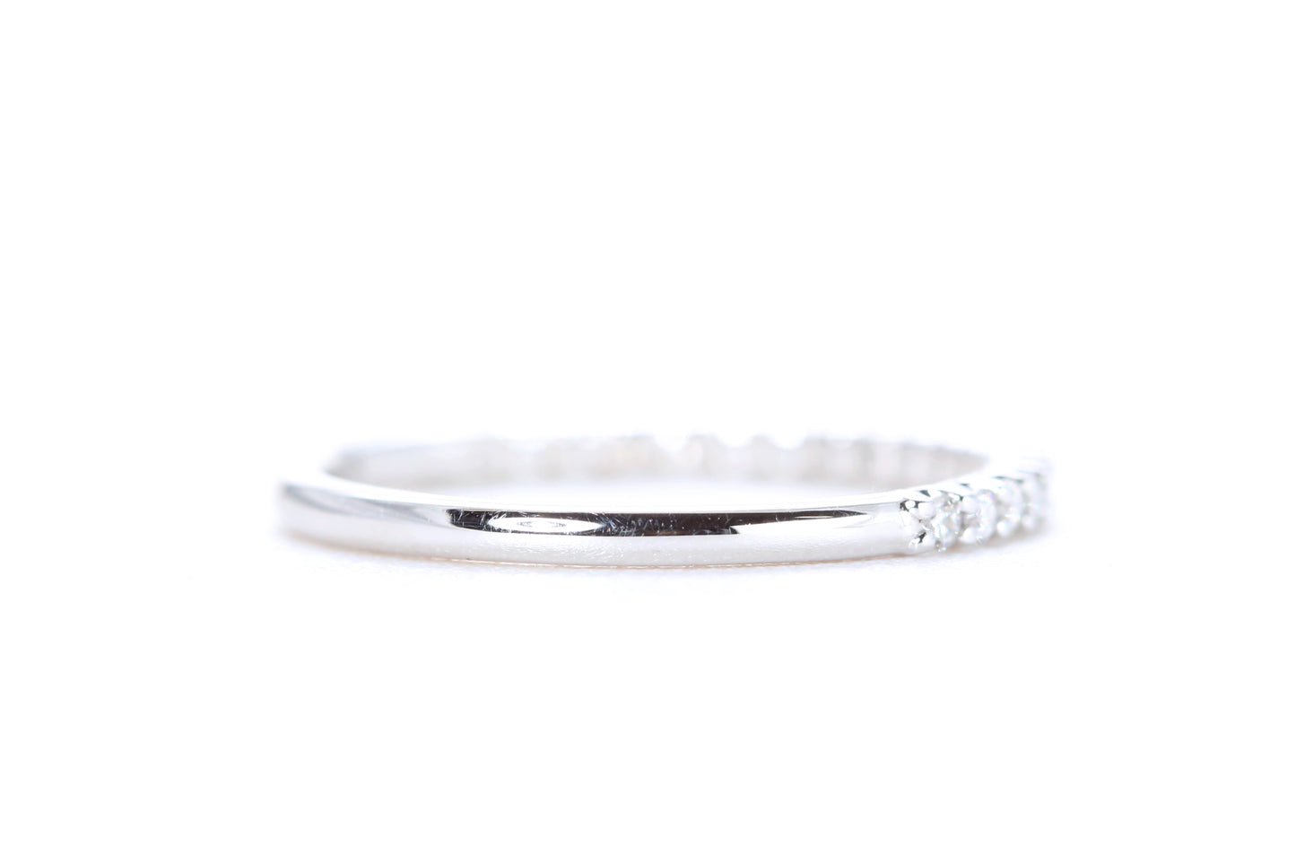 Pavé Diamond Ring 1/4 Carat in Platinum