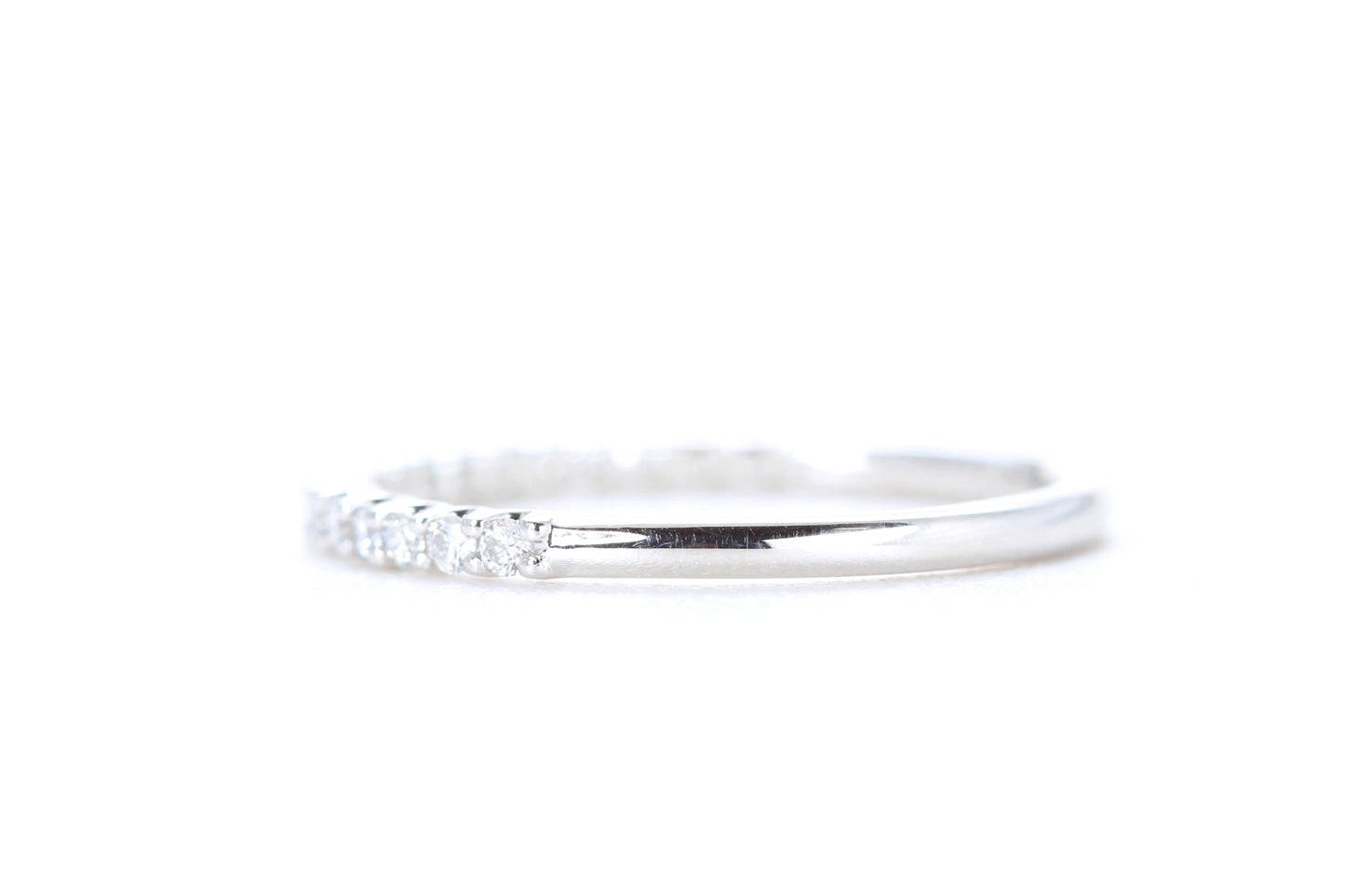 Pavé Diamond Ring 1/4 Carat in Platinum