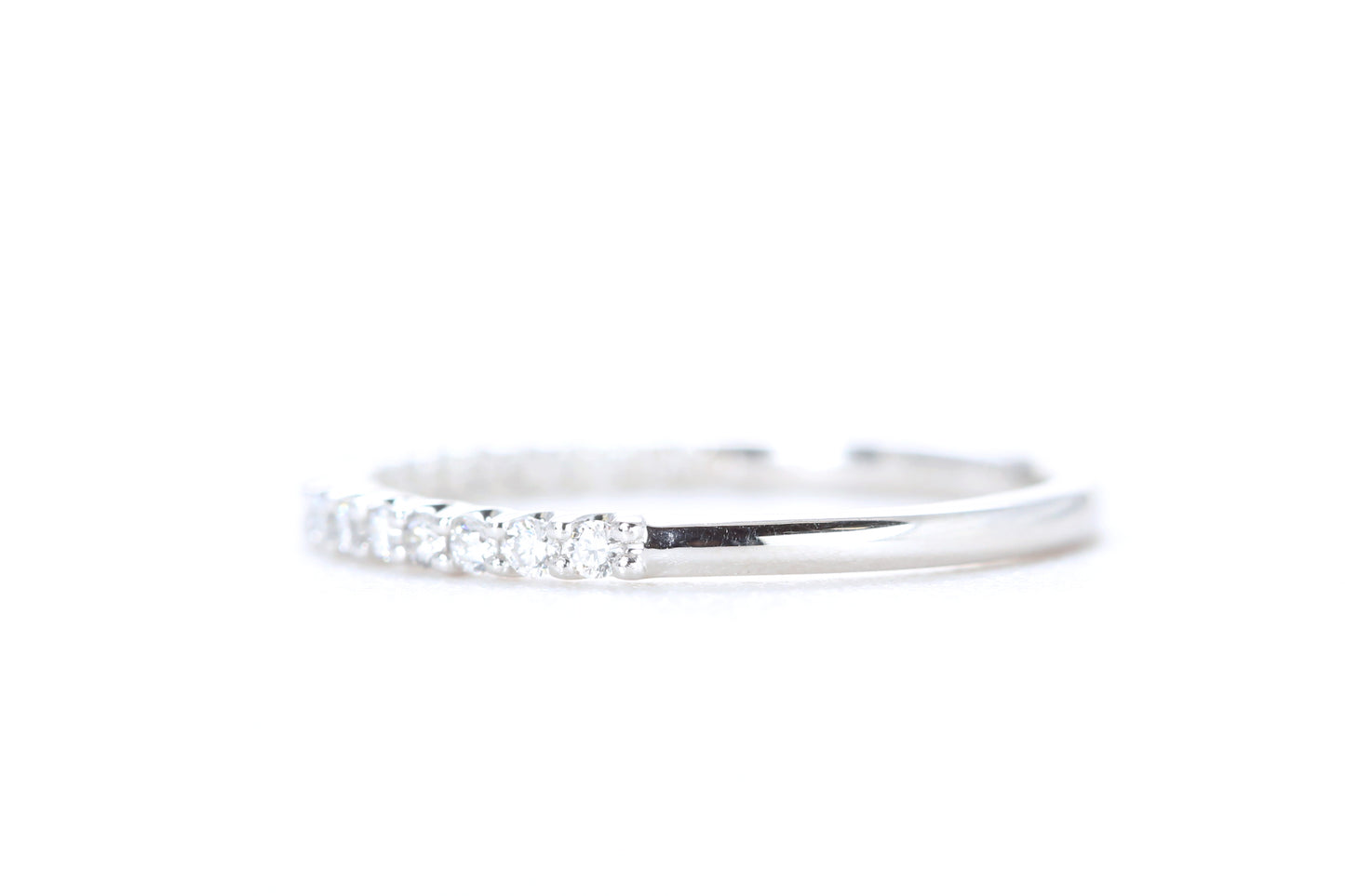 Pavé Diamond Ring 1/4 Carat in Platinum