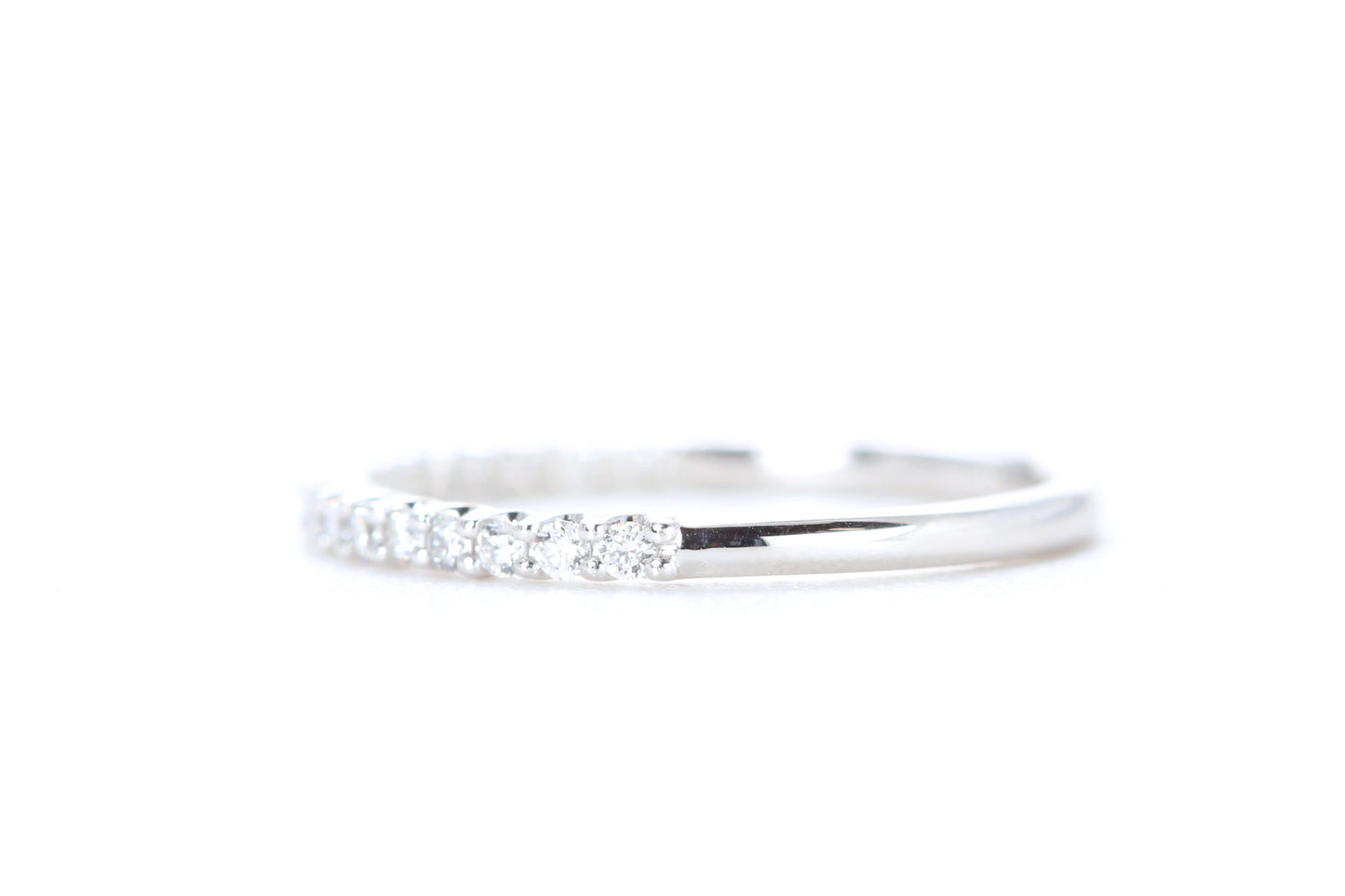 Pavé Diamond Ring 1/4 Carat in Platinum