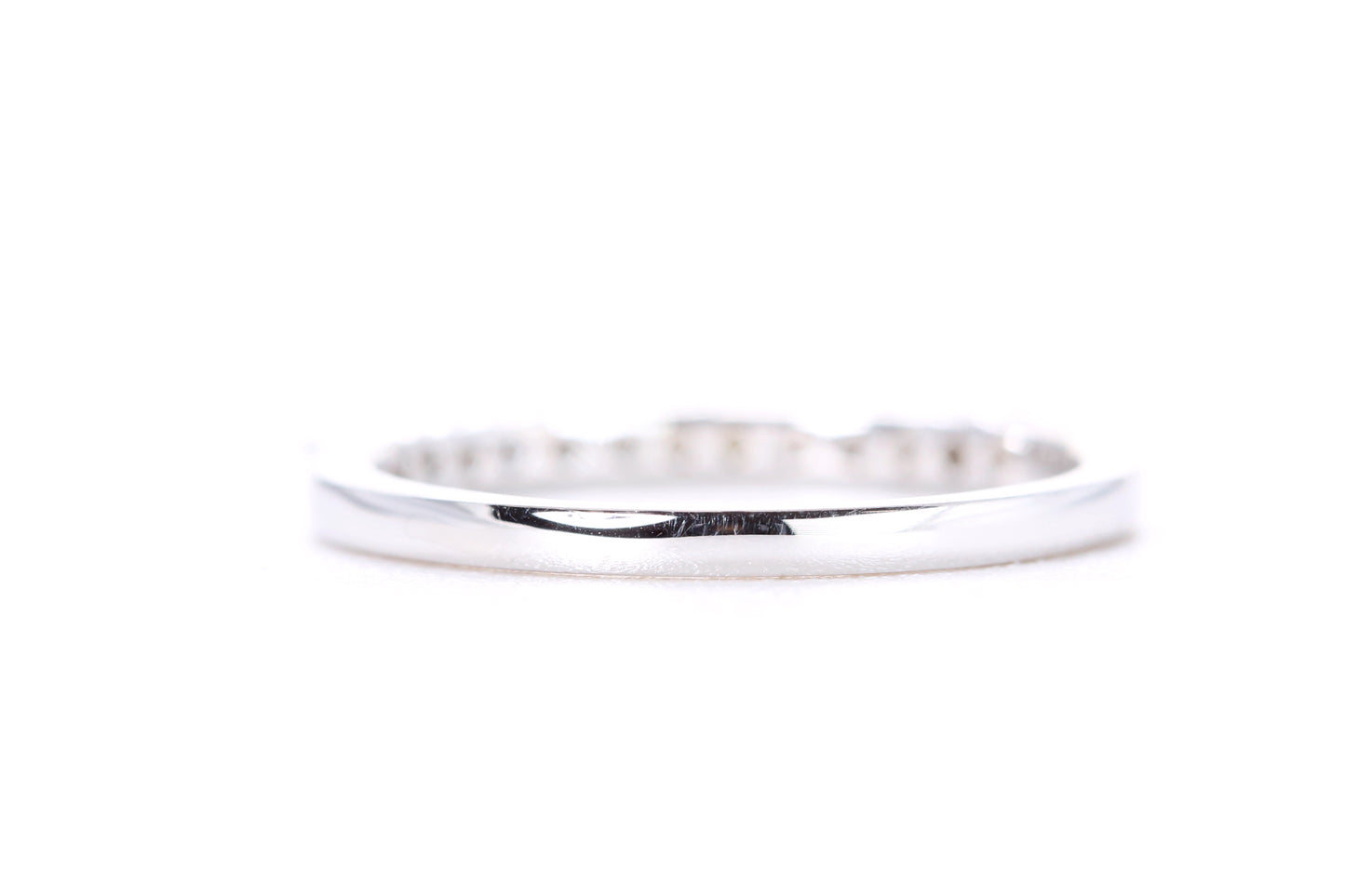 Round Brilliant Diamond Band