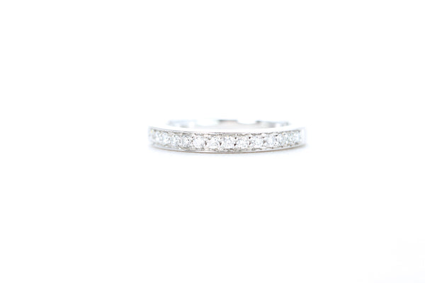 Single Row Pavé Diamond Ring 1/5 Carat in Platinum