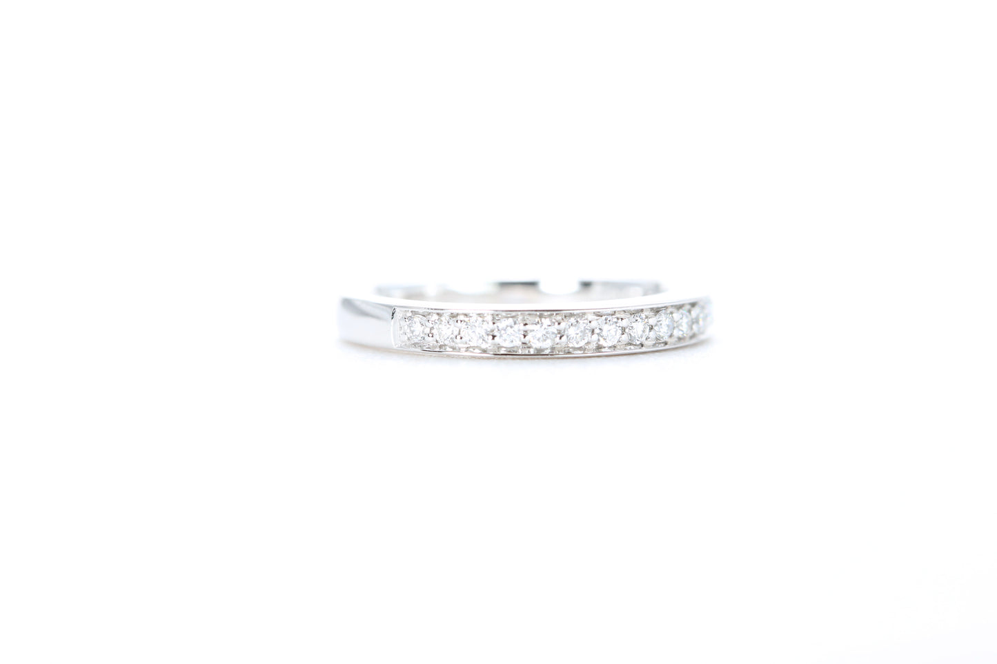 Single Row Pavé Diamond Ring 1/5 Carat in Platinum