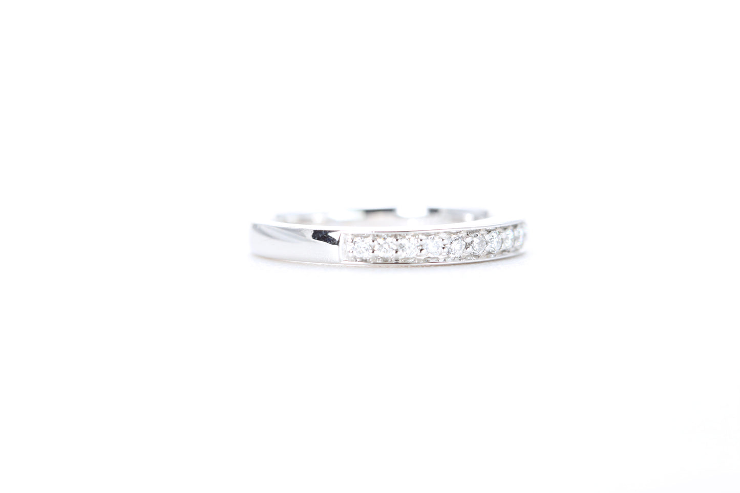 Single Row Pavé Diamond Ring 1/5 Carat in Platinum