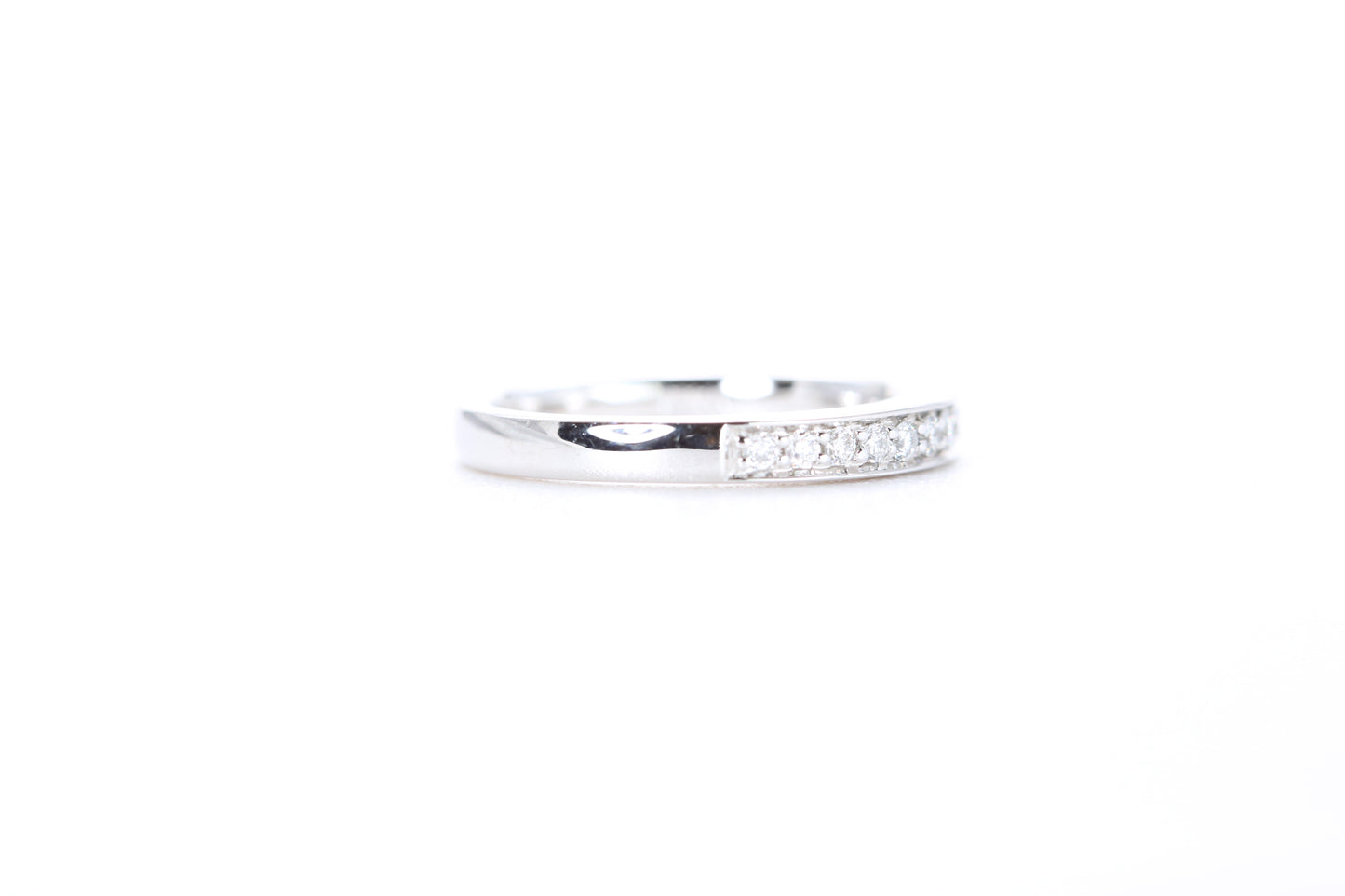 Single Row Pavé Diamond Ring 1/5 Carat in Platinum