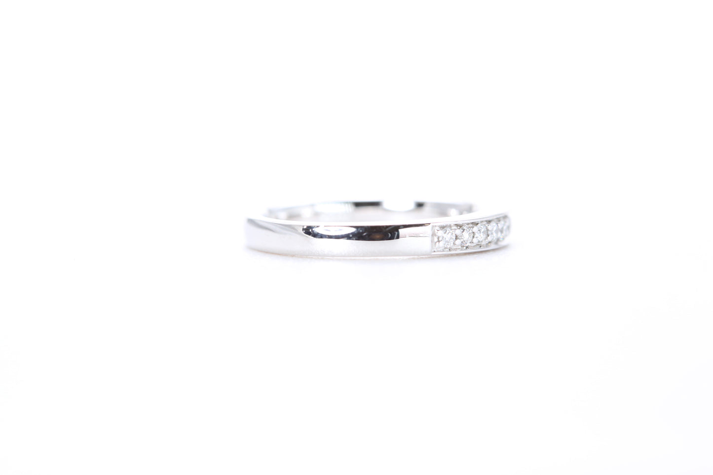 Single Row Pavé Diamond Ring 1/5 Carat in Platinum