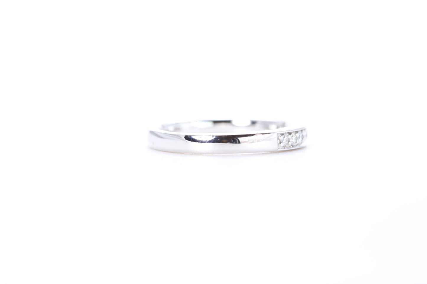 Single Row Pavé Diamond Ring 1/5 Carat in Platinum