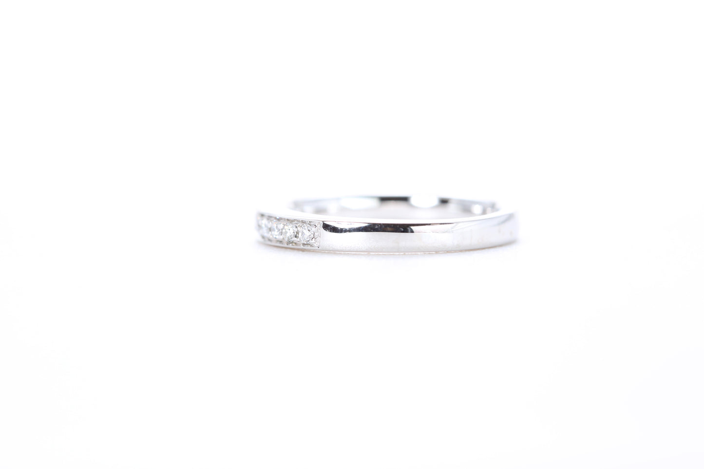Single Row Pavé Diamond Ring 1/5 Carat in Platinum