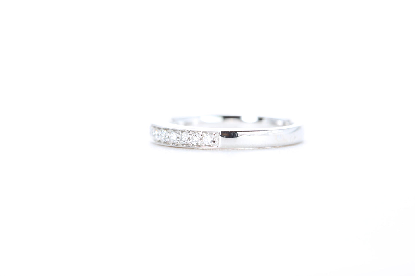 Single Row Pavé Diamond Ring 1/5 Carat in Platinum