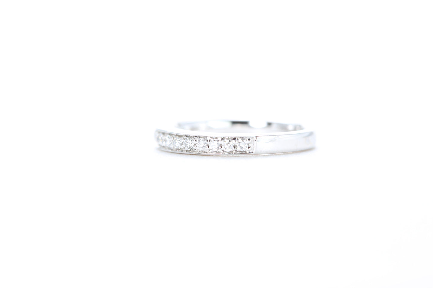 Single Row Pavé Diamond Ring 1/5 Carat in Platinum