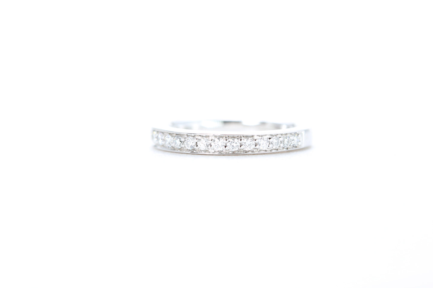 Single Row Pavé Diamond Ring 1/5 Carat in Platinum