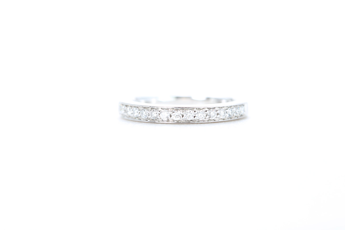 Single Row Pavé Diamond Ring 1/5 Carat in Platinum