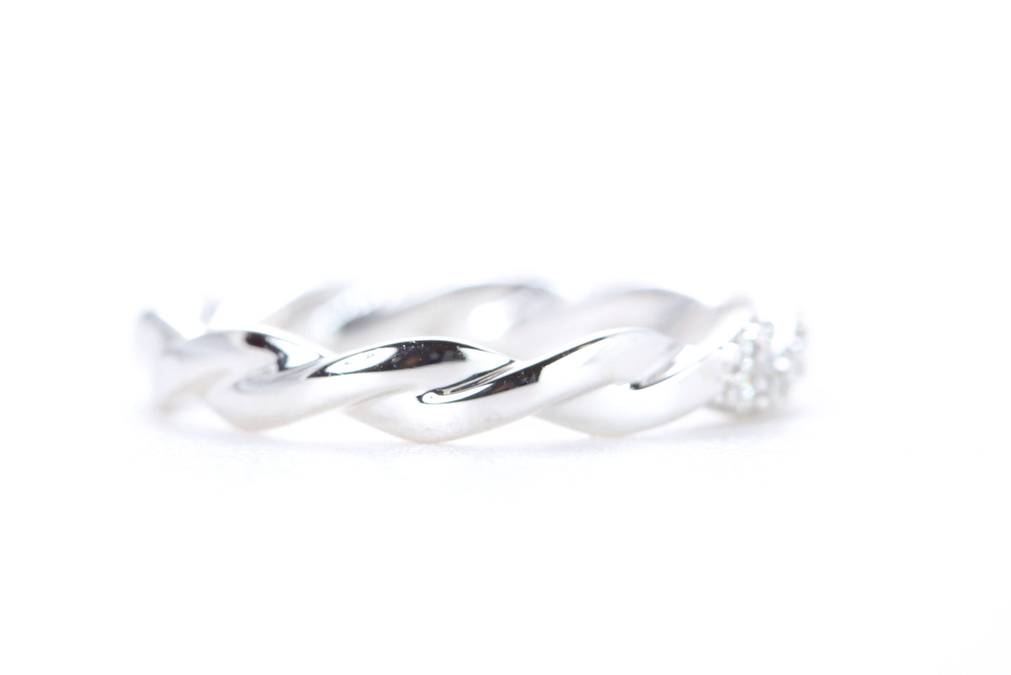 Twist Diamond Ring