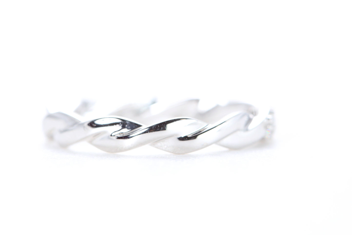 Twist Diamond Ring