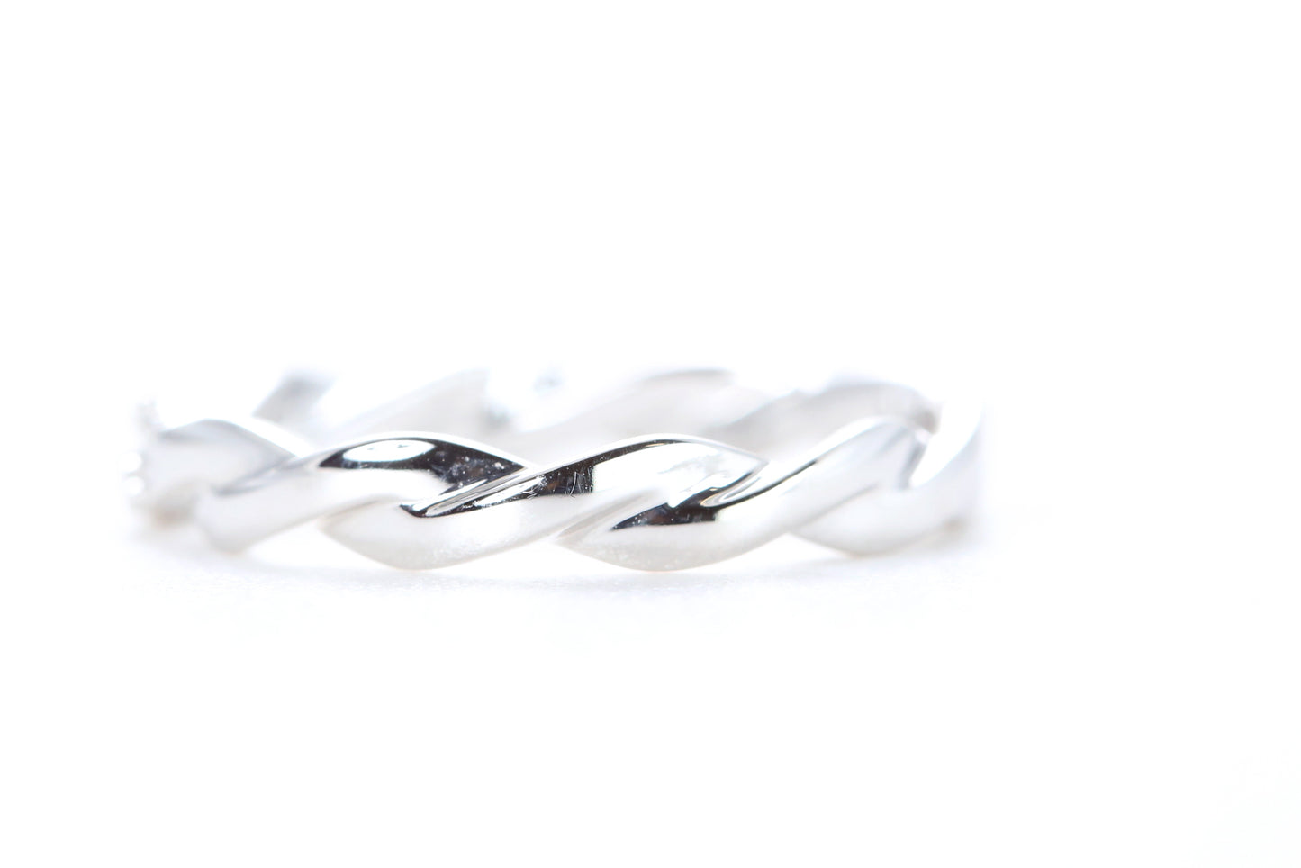 Twist Diamond Ring